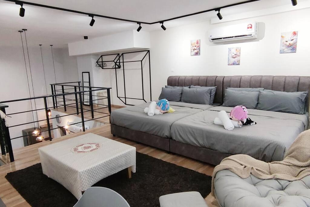 Premium Duplex 3br 8 Pax Mrt Tv Box Arte Cheras *