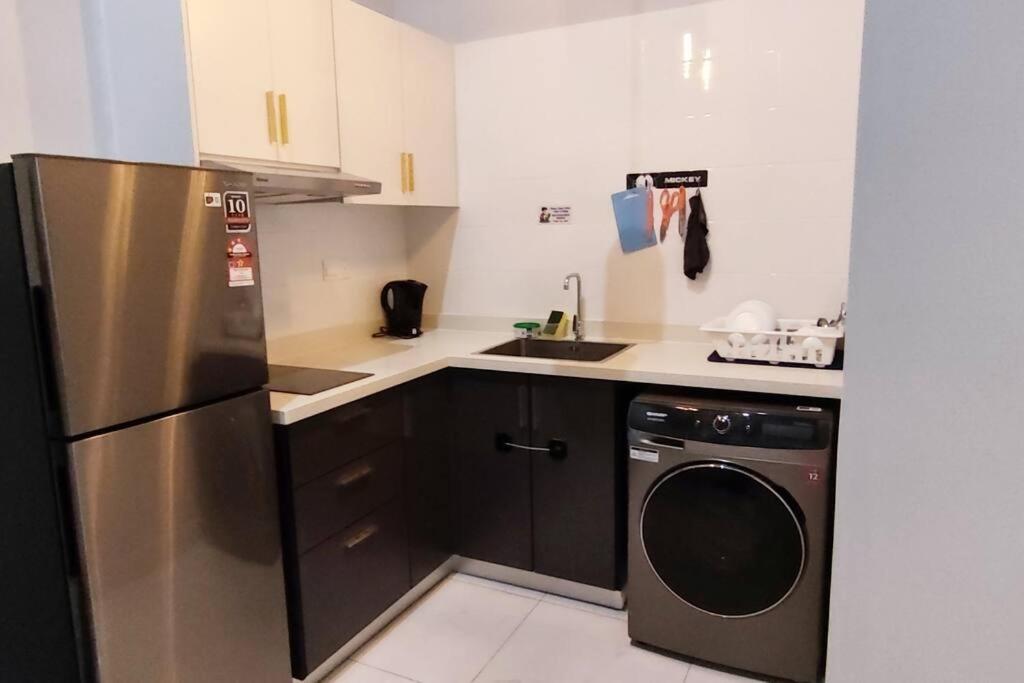 Pangsapuri Premium Duplex 3br 8 Pax Mrt Tv Box Arte Cheras *