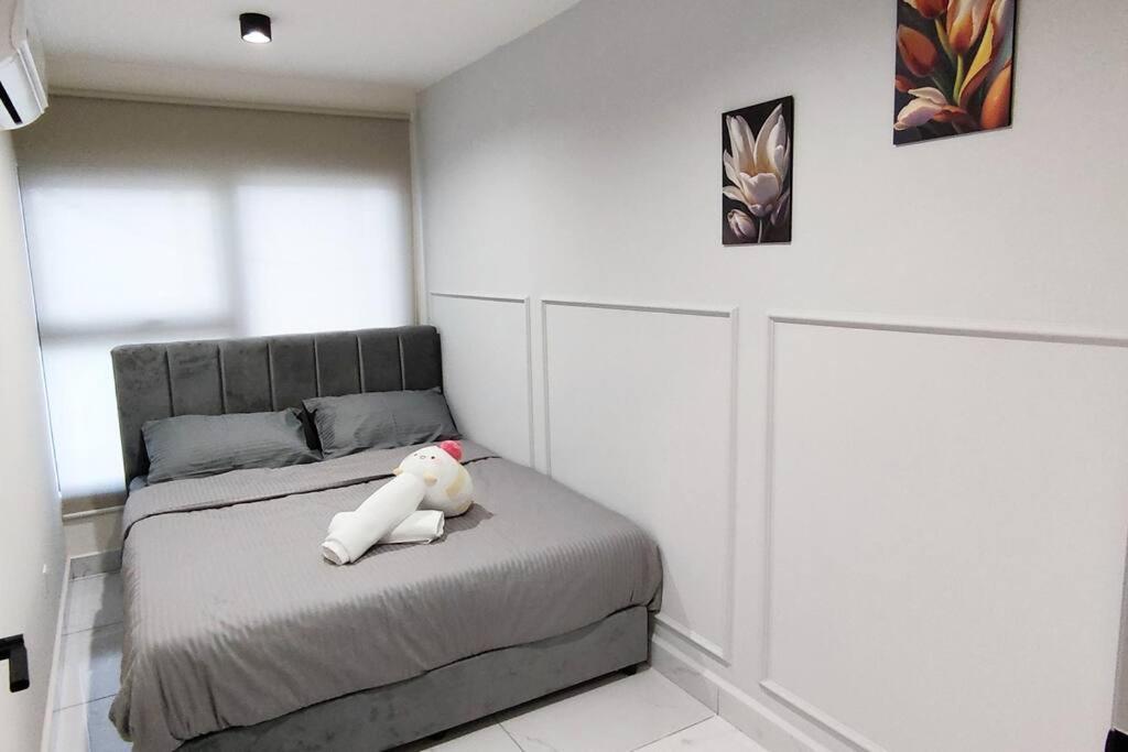 Premium Duplex 3br 8 Pax Mrt Tv Box Arte Cheras * Kuala Lumpur